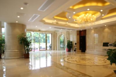 وینا هتل شنزهن پینگهو پلازا