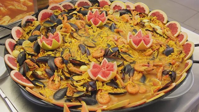 لابراندا تاهنا گاردن