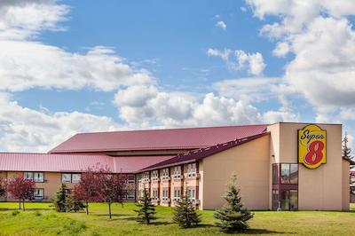 سوپر 8 بای ویندهام شروود پارک/ادمنتون اریا