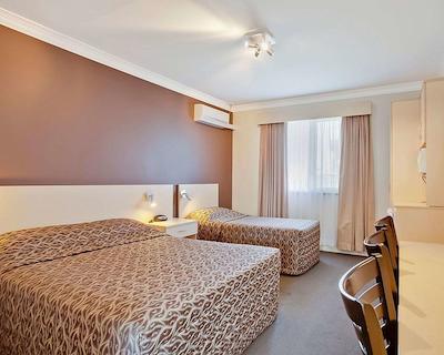 اکنو لج مری اسپا متر این