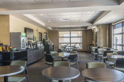 کوالیتی این اند سویتز پتاواوا