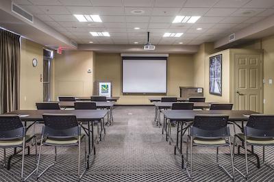 کوالیتی این اند سویتز پتاواوا