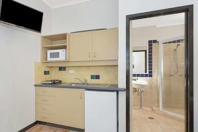 اکنو لج سیتی پالمز بریسبان