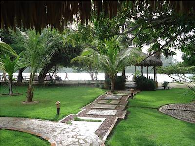 انکانتز دو نردست