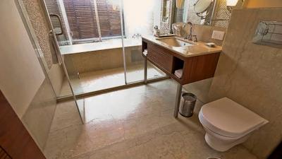 اودلز چاتارپور