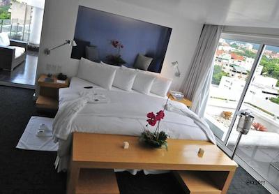 د ویپ کاراکاز