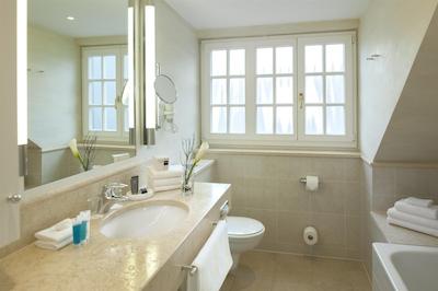 درینت استراندریزرت اند اسپا اسیلت/وسترلاند