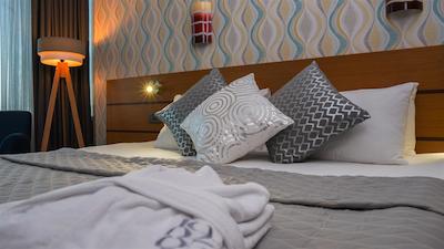 اناتلیا بورسا