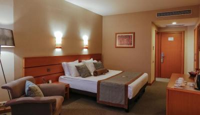 اناتلیا بورسا