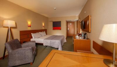 اناتلیا بورسا