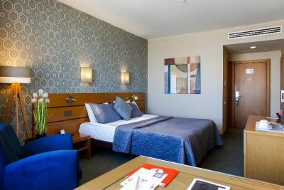 اناتلیا بورسا