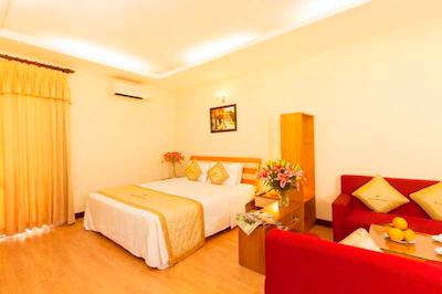 تک هتل دلوکس آیرپرت