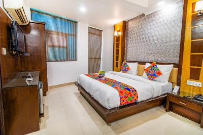 هتل دهلی هرت