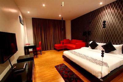 گلیتز بانکوک هتل