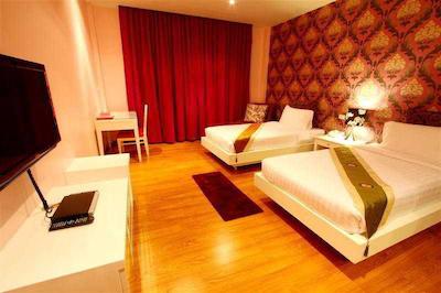 گلیتز بانکوک هتل