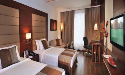 کونتری این اند سویتز بای رادیسن گوروگرام سکتر 12