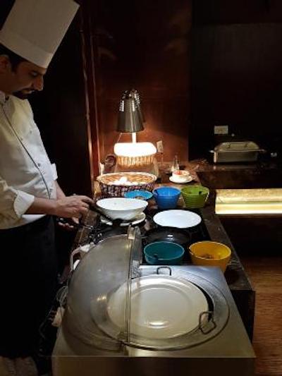 کونتری این اند سویتز بای رادیسن گوروگرام سکتر 12