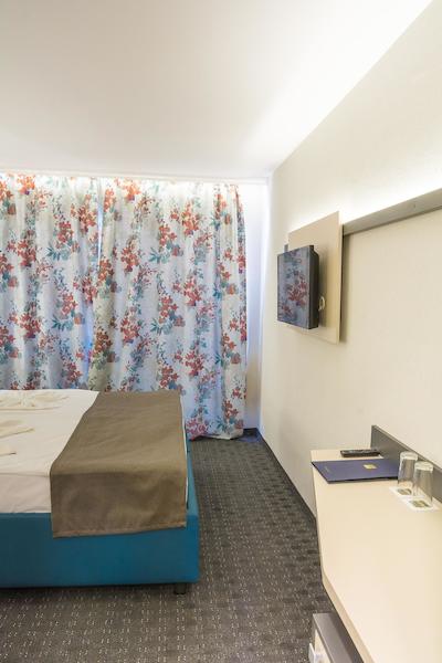 مپم هتل اُرل