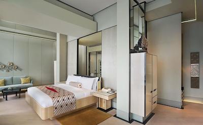 کراتون ات د پلازا