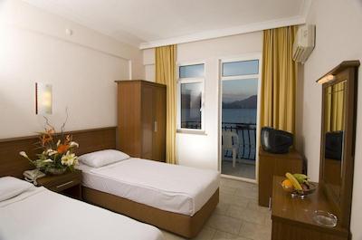 ب اند ب یوزباسی بیچ