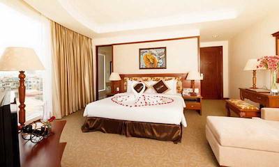 تک هتل دلوکس تان بینه