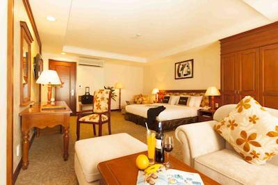 تک هتل دلوکس تان بینه