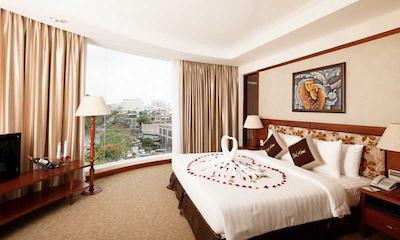 تک هتل دلوکس تان بینه