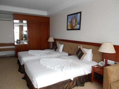 تک هتل دلوکس تان بینه