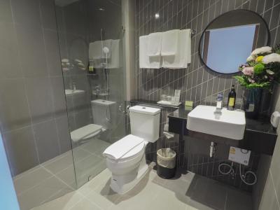 آسوک رزیدنس سوخومویت