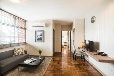 آسوک رزیدنس سوخومویت