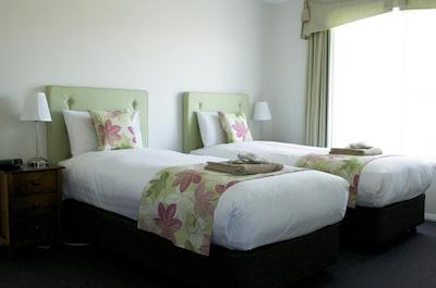 تکماتا رتریت