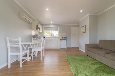 تکماتا رتریت