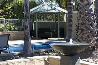 تکماتا رتریت