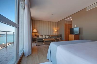 تریپ سان سباستیان اُرلی هتل