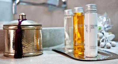 ریاد ناشیرا اند اسپا