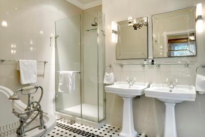 کوپمانهویجز بوتیک هتل اند اسپا