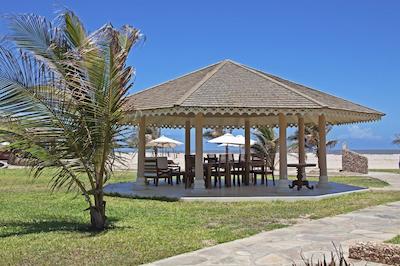 اُسین بیچ ریزرت اند اسپا