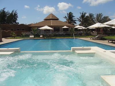 اُسین بیچ ریزرت اند اسپا