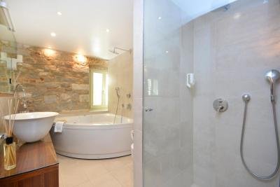 هریتاج جوپیتر لوکسوری هتل