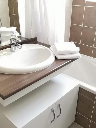 اپاردتل لاگرانج سیتی