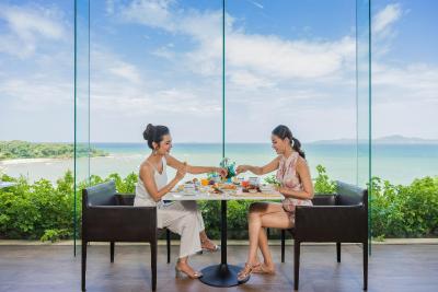 رویال کلیف بیچ تراس