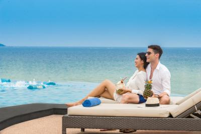 رویال کلیف بیچ تراس