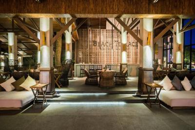 رویال کلیف بیچ تراس