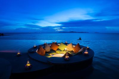 رویال کلیف بیچ تراس