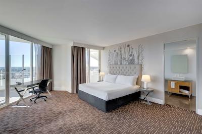 رندزووز هتل پرد ساربروگه