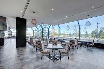 رندزووز هتل پرد ساربروگه