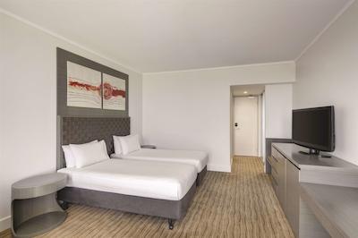 رندزووز هتل پرد ساربروگه