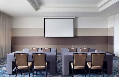 رندزووز هتل پرد ساربروگه