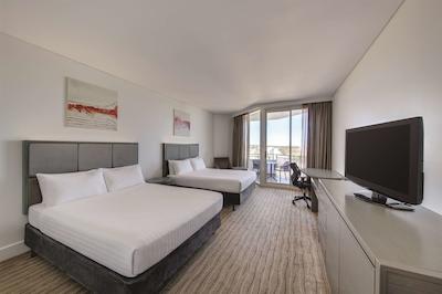 رندزووز هتل پرد ساربروگه