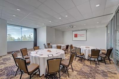 رندزووز هتل پرد ساربروگه